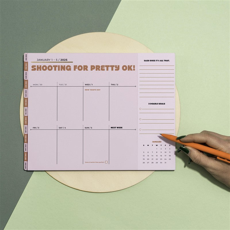 Pretty OK Weekly Desktop Calendar