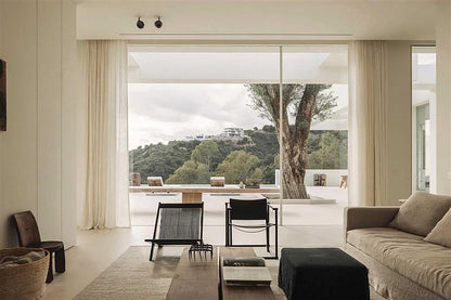 World's Best III - 64 Interiors From Around the Globe